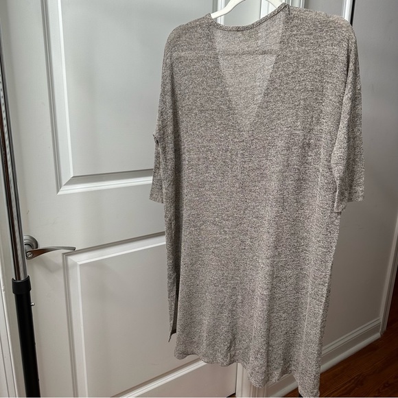 Top - Picture 3 of 3